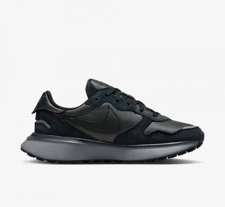 Nik E Phoenix Waffle Black Off Nior Sneakers