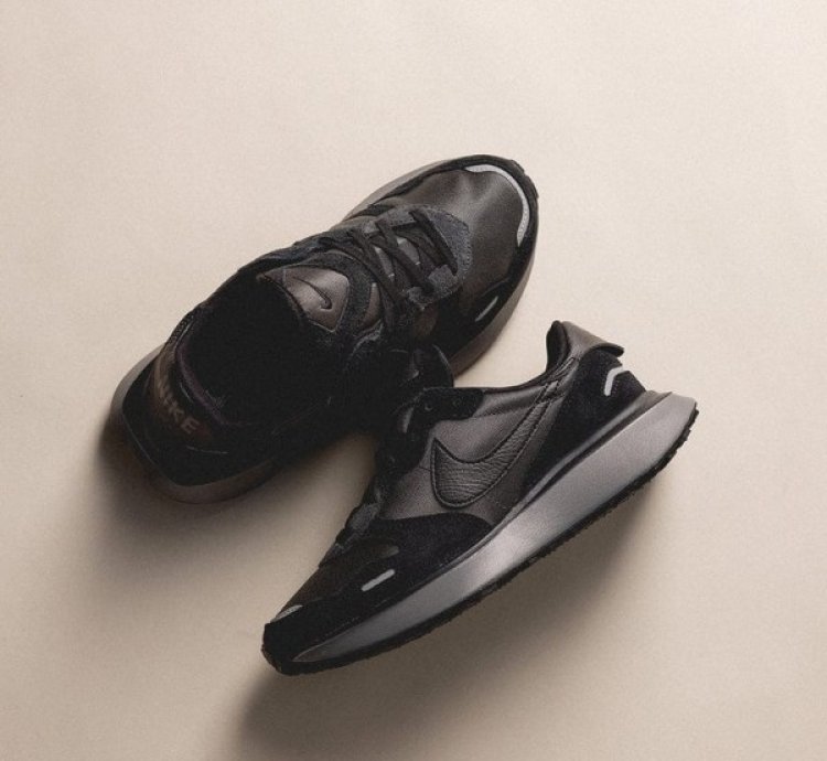 Nik E Phoenix Waffle Black Off Nior Sneakers