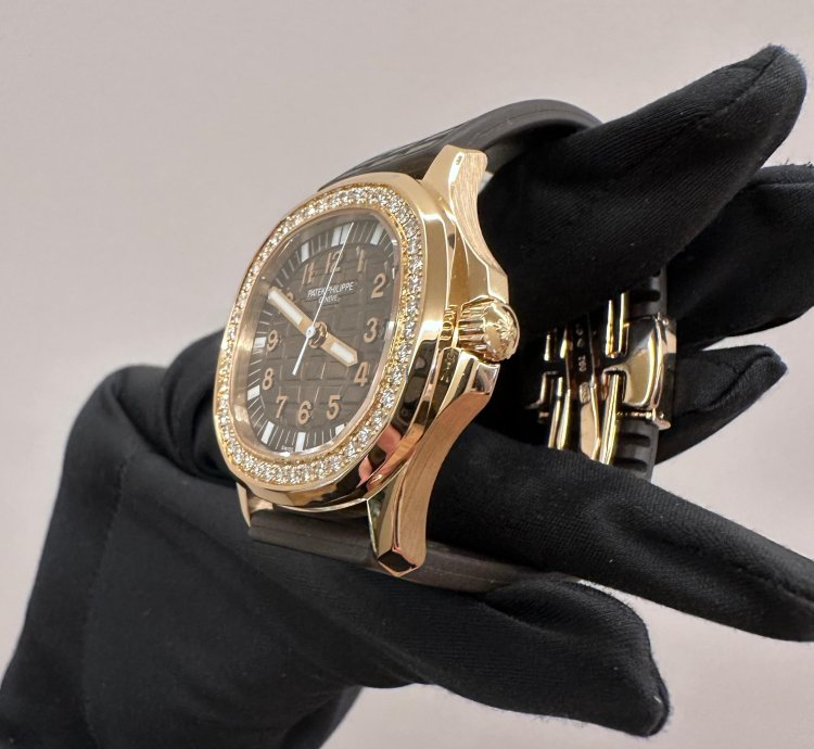 Patek Philippe Aquanaut Luce Ref 5068r-001