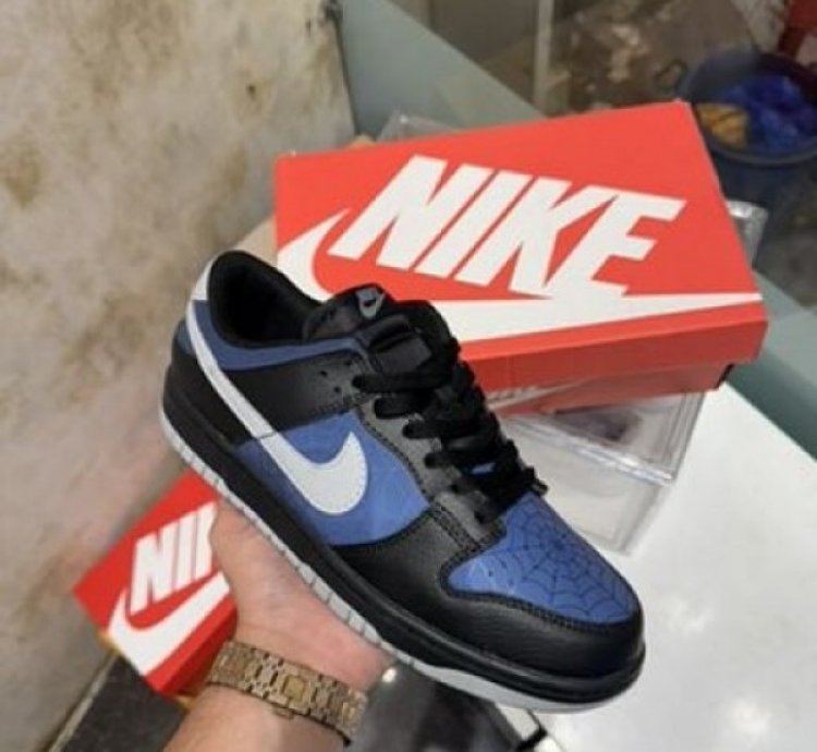 Nik E Sb Dunk Black Spider Man Basketball Sneakers