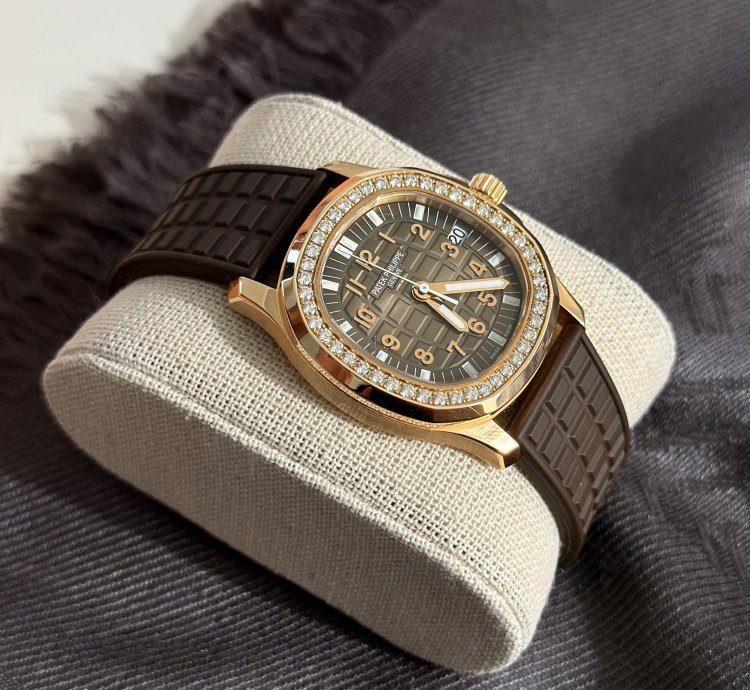 Patek Philippe Aquanaut Luce Self-winding Movements