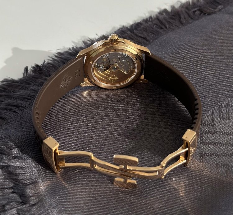 Patek Philippe Aquanaut Luce Self-winding Movements