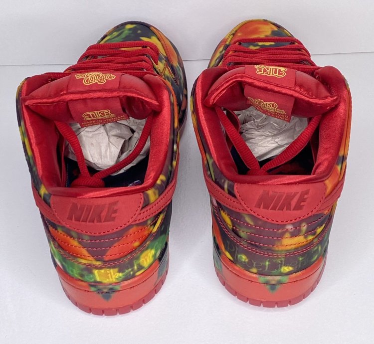 The Wizard Of Oz Nike Sb Dunk Low Poppy Field