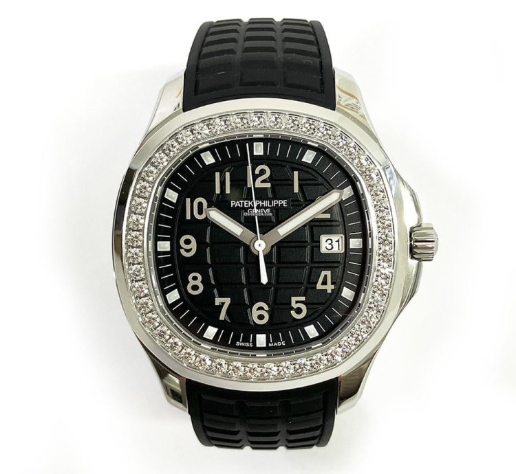 Patek Philippe Aquanaut Luce Stainless Steel Black Arabic Dial 5267 200a-001