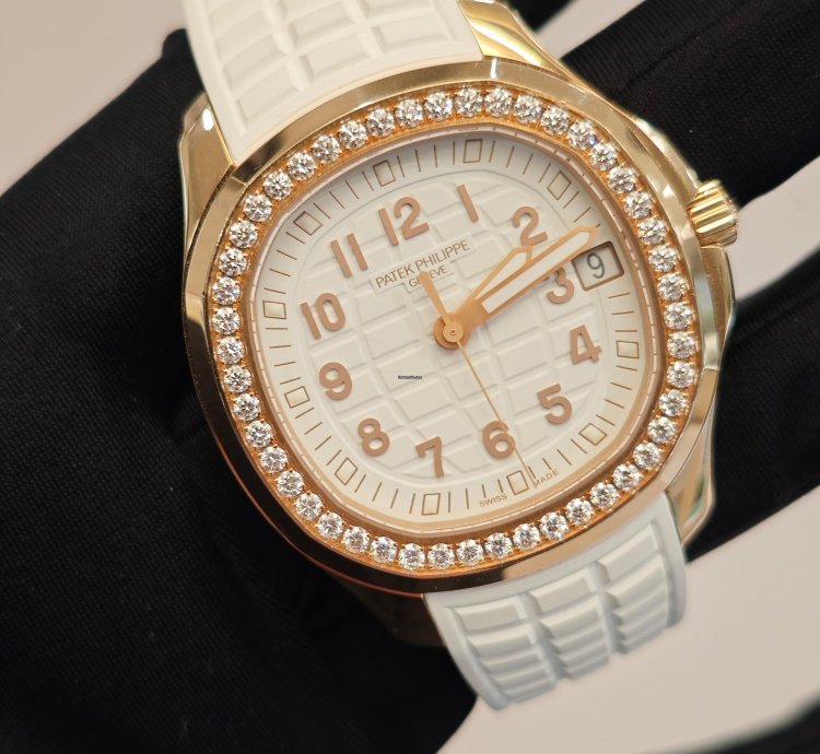 Patek Philippe Aquanaut Luce Travel