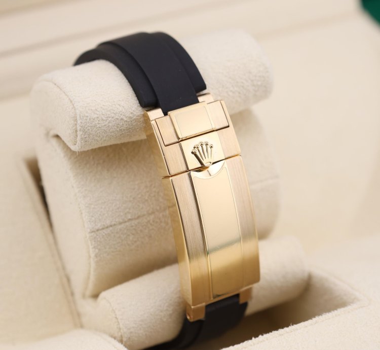 Rolex Yacht-master 42 2025 Yacht-master 42 226658 18k Yellow Gold Ceramic Bezel Oysterflex