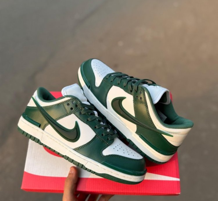 Nik E Sb Dunk Low Varsity Green Sneakers