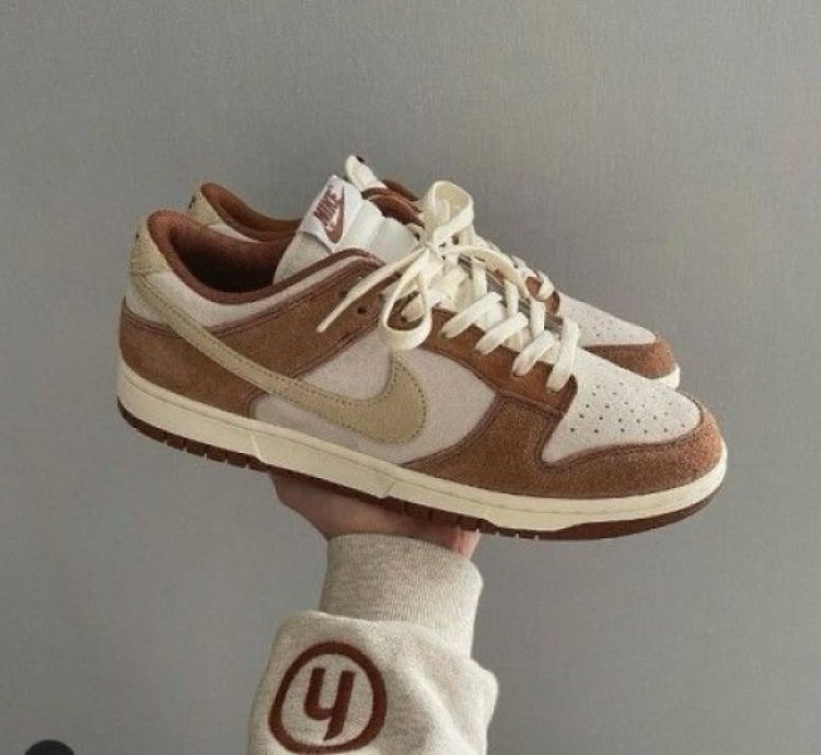 Nik E Sb Dunk Low X Medium Curry Basketball Sneakers Rs3190 Rs4190 24 Off