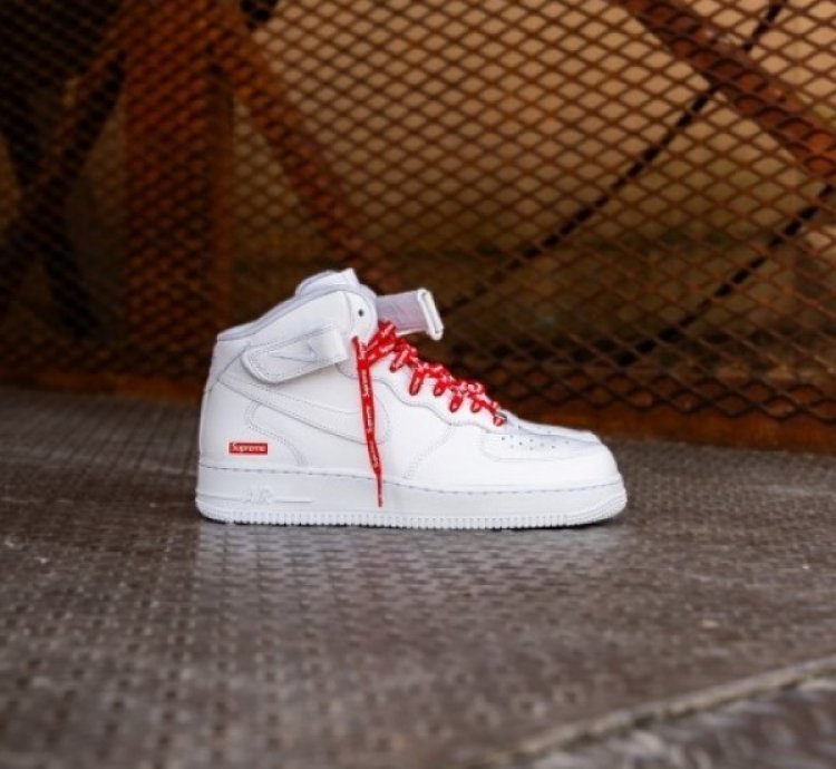 Nik E X Supreme Air Force 1 Mid Sp Sneakers