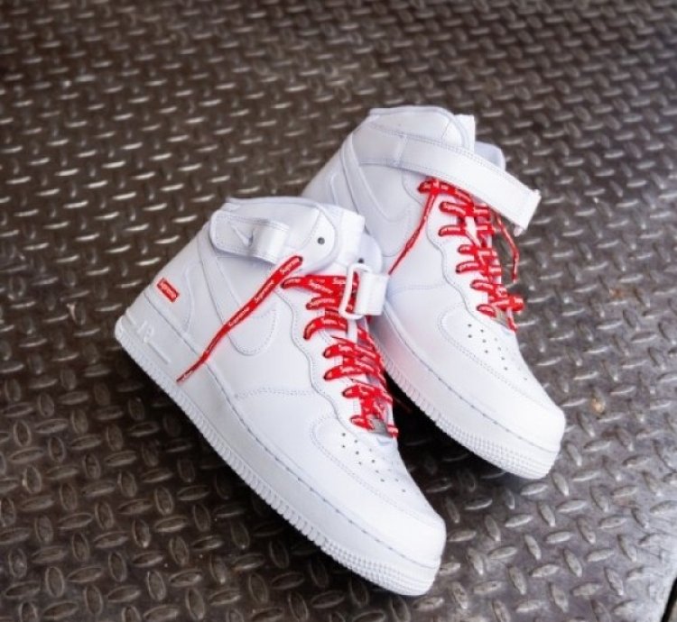 Nik E X Supreme Air Force 1 Mid Sp Sneakers
