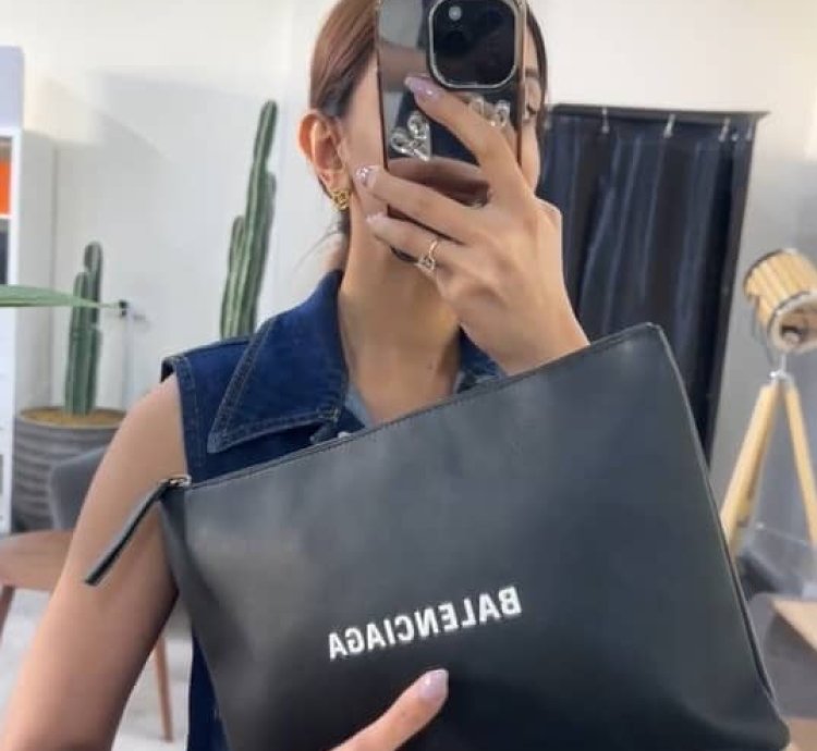 Balenciaga Black Leather Zip Pouch
