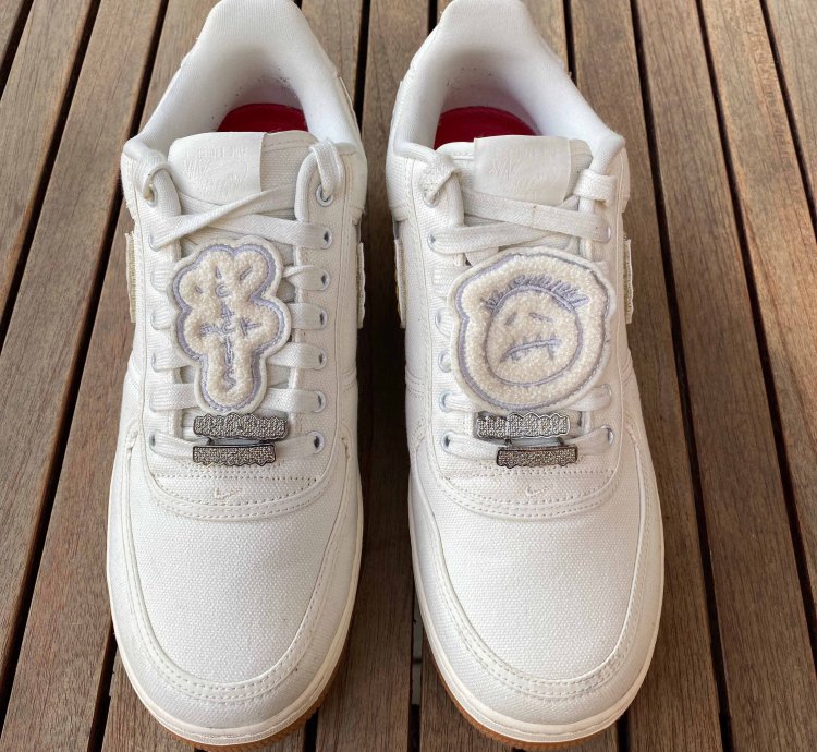 Travis Scott Air Force 1 Sail