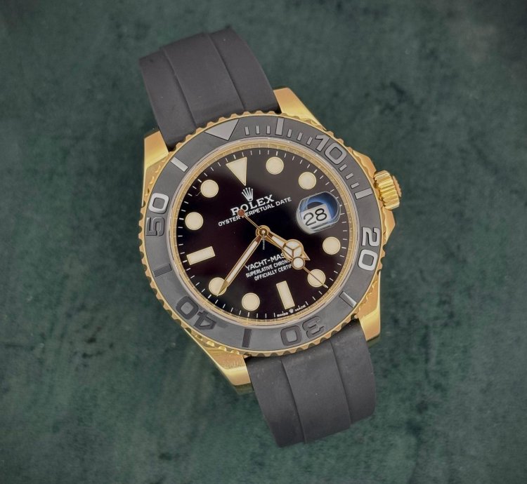 Rolex Yacht-master 42 226658 2022 42mm 18kt Yellow Gold Oysterflex Box Papers Unworn