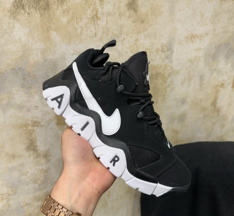 Nike Air Barrage Low Black White Basketball Sneakers
