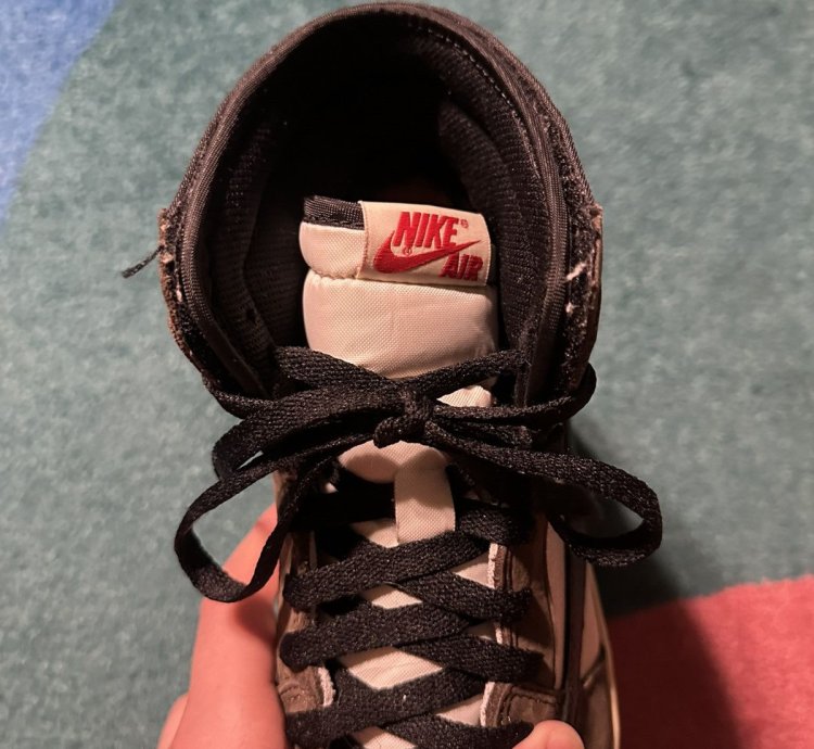 Travis Scott Air Jordan 1 Retro High Og Mocha