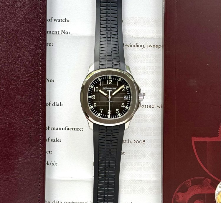 Patek Philippe Aquanaut Ref 5167 2008 Box And Extract Mint