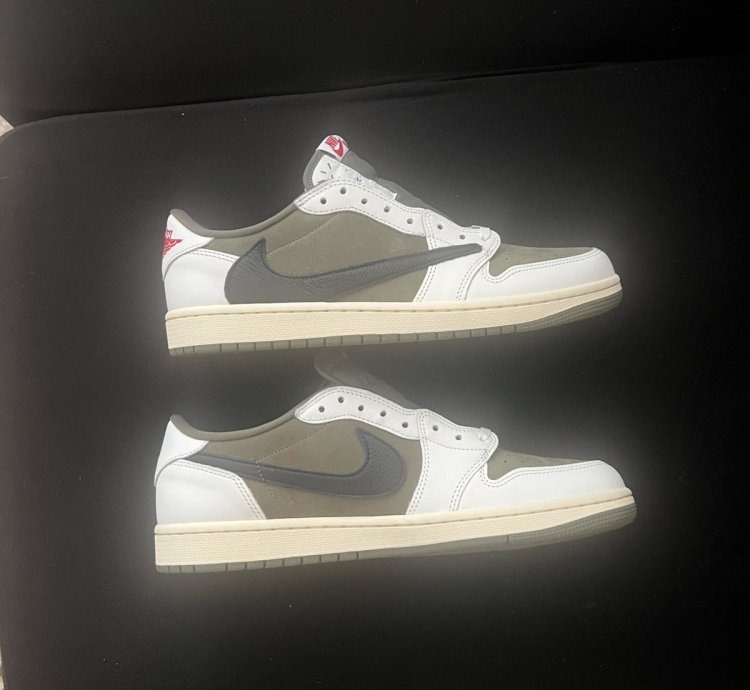 Travis Scott Air Jordan 1 Retro Low Og Sp