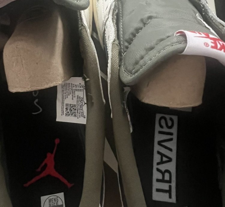 Travis Scott Air Jordan 1 Retro Low Og Sp