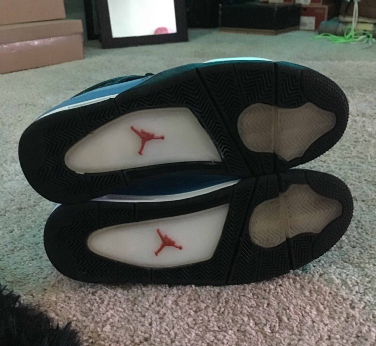 Travis Scott Air Jordan 4 Retro Cactus Jack