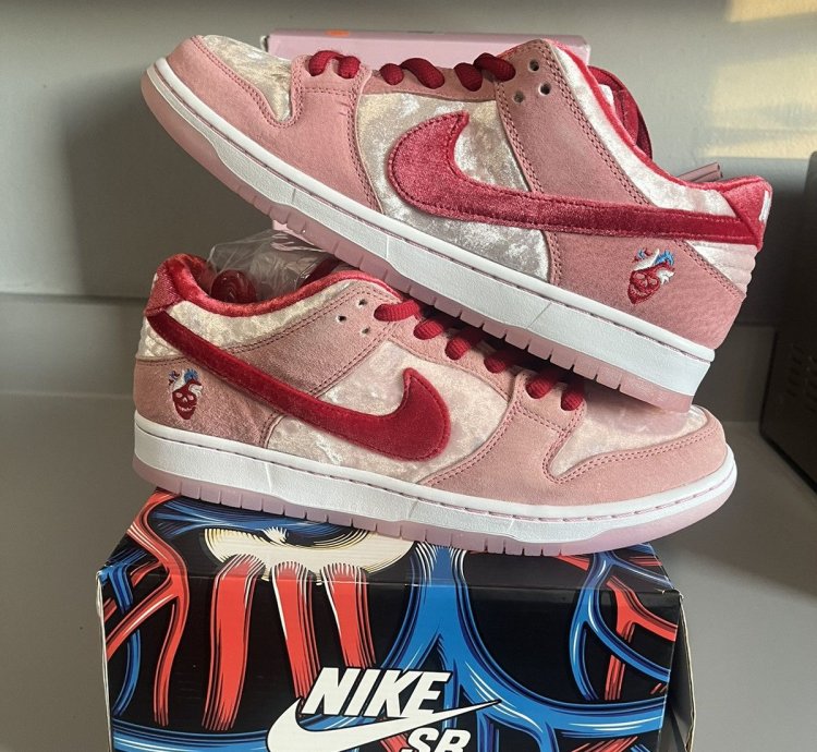 Nike Strange Love Sb Special Box Size 9