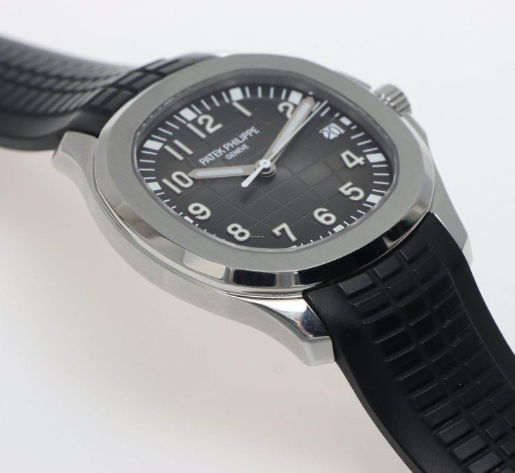 Patek Philippe Aquanaut Ref 5167a-001 Full Set Excellent Conditions Year 2020