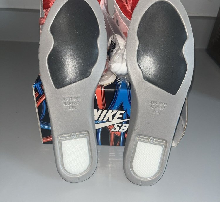 Nike Strange Love Sb Special Box Size 9