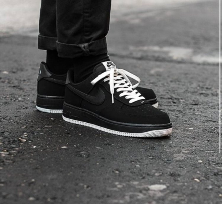 Nike Air Force 1 Full Black White Sneakers
