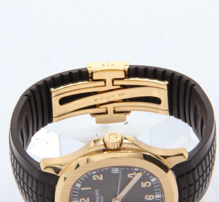 Patek Philippe Aquanaut Ref 5167r-001 Rose Gold Box Paper Full Set 30-month Warranty Year 2018