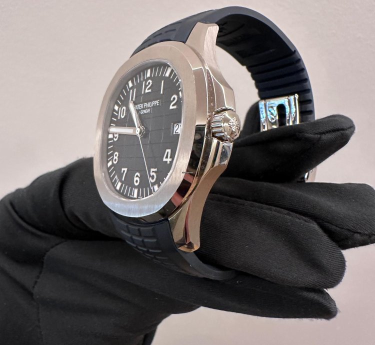 Patek Philippe Aquanaut Ref 5168g-001