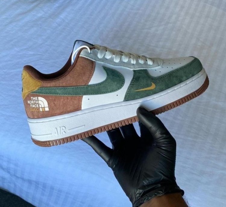 Nike Air Force 1 Low North Face Sneakers