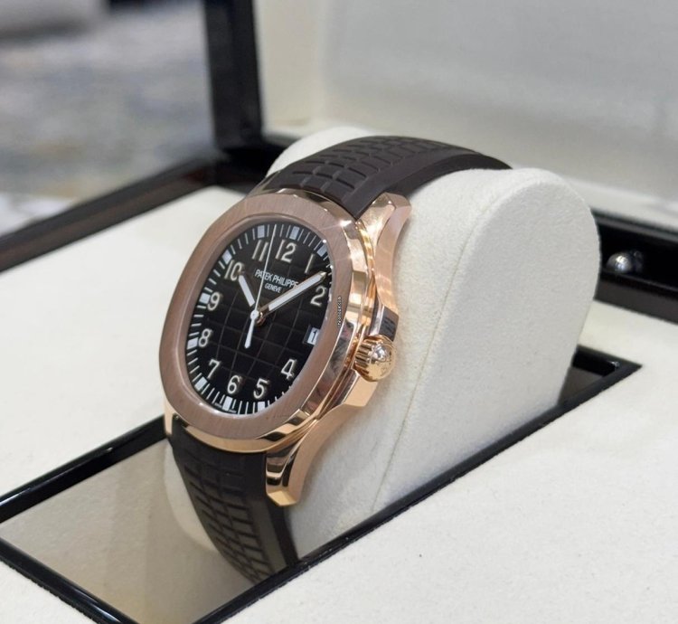 Patek Philippe Aquanaut Rose Gold Brown Dial 2022