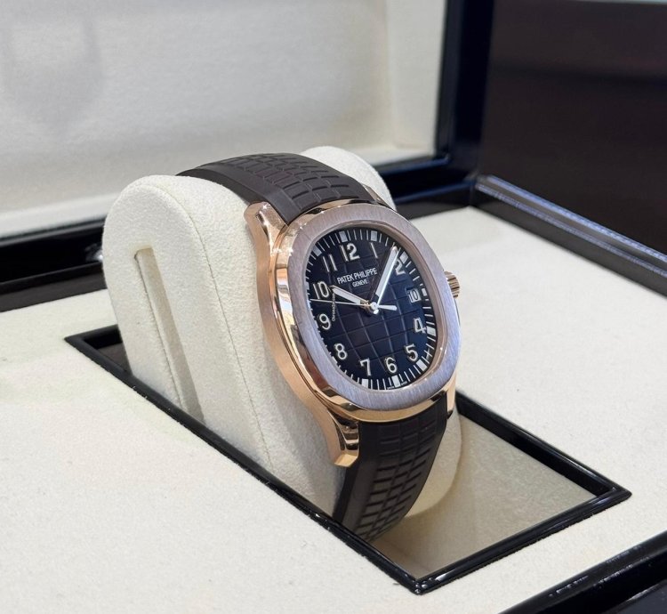 Patek Philippe Aquanaut Rose Gold Brown Dial 2022