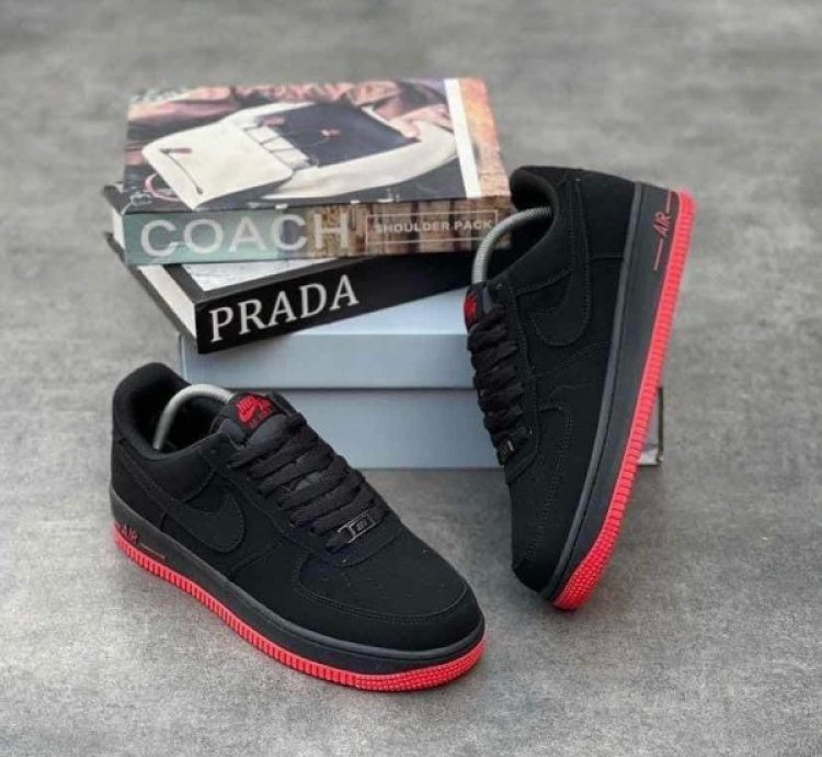 Nike Air Force 1 Low University Black Red Sneakers