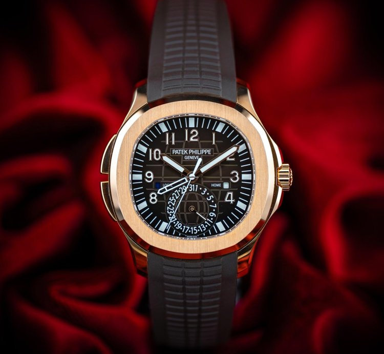 Patek Philippe Aquanaut Rose Gold Brown Dial 5164r Complete Set