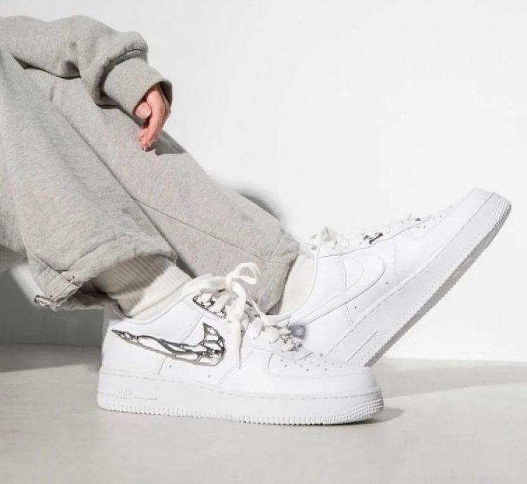 Nike Air Force 1 Molten Metal White Sneakers