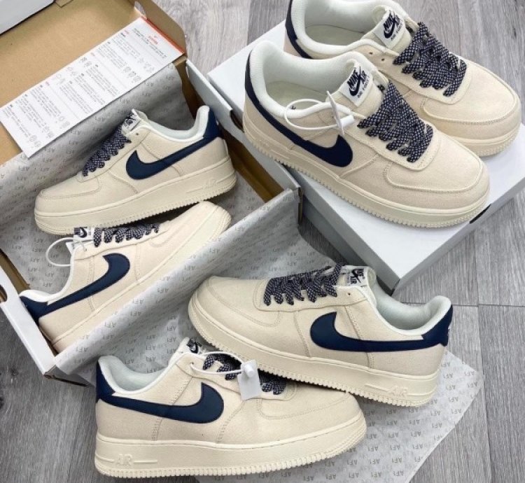 Nike Air Force 1 Stussy Beige Sneakers