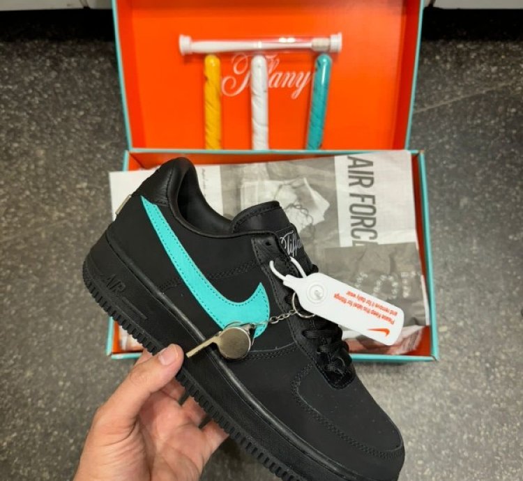 Nike Air Force 1 Tiffany Sneakers Semi Ua