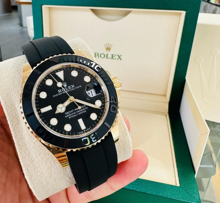 Rolex Yacht-master 42 42mm 226658 18k Yellow Gold Oysterflex Box And Papers Unworn