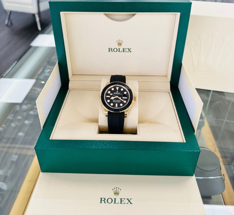 Rolex Yacht-master 42 42mm 226658 18k Yellow Gold Oysterflex Box And Papers Unworn