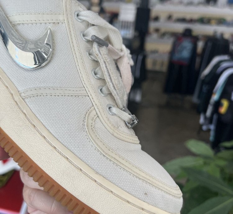 Nike Travis Scott Air Force 1 Sail