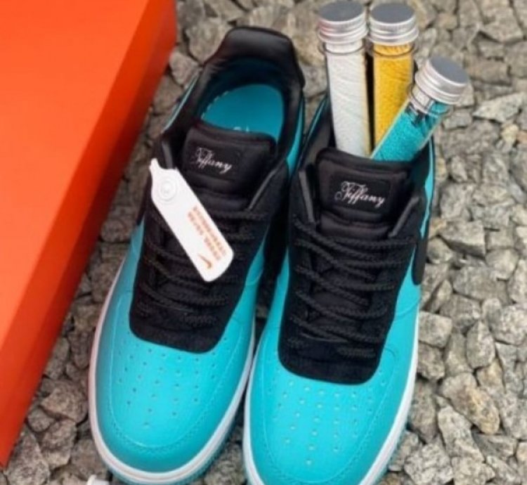 Nike Air Force 1 X Tiffany Sneakers Semi Ua