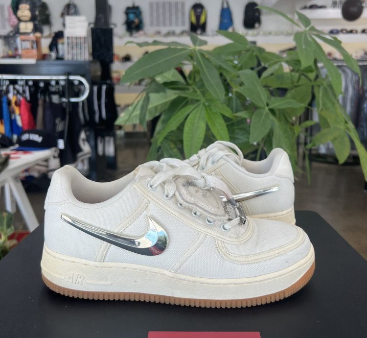 Nike Travis Scott Air Force 1 Sail