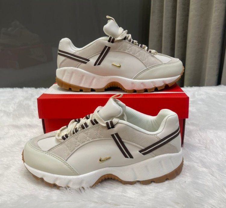 Nike Air Humara Lx Jacquemus Light Bone Gold Sneakers
