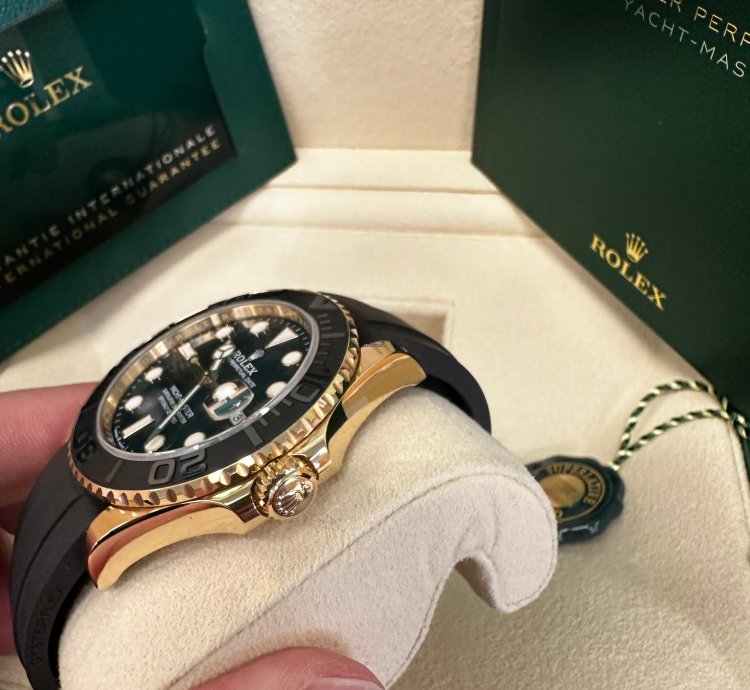 Rolex Yacht-master 42 42mm 226658 Yellow Gold Oysterflex Black Dial Unworn Complete 2024