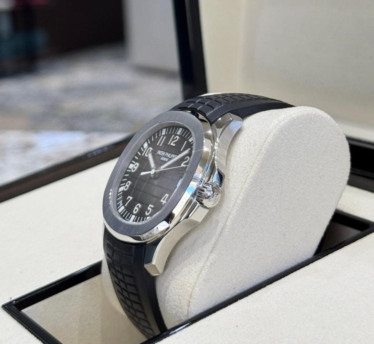 Patek Philippe Aquanaut Stainless Steel 2020