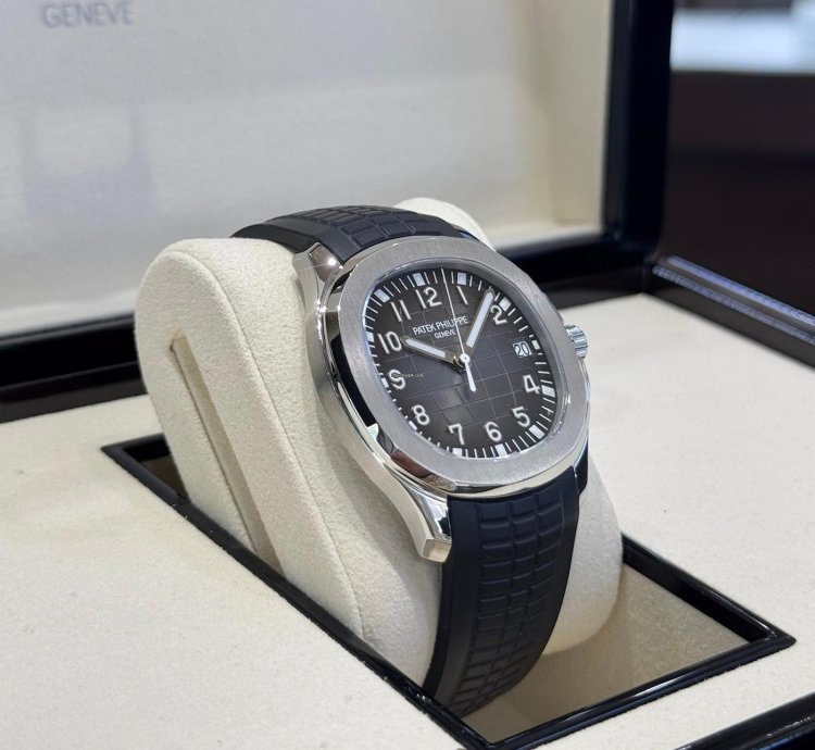 Patek Philippe Aquanaut Stainless Steel 2020