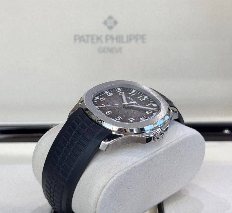 Patek Philippe Aquanaut Stainless Steel 2020