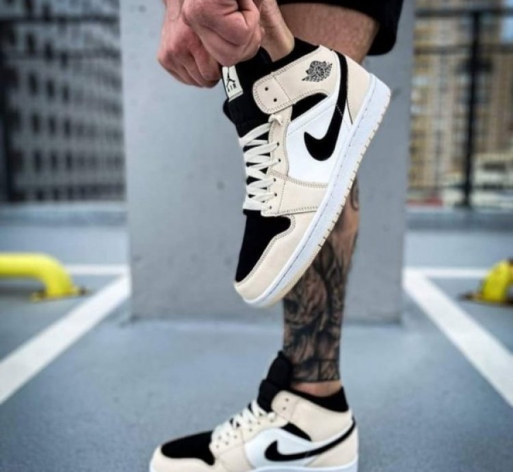 Nike Air Jordan 1 High Barley Orange Basketball Sneakers