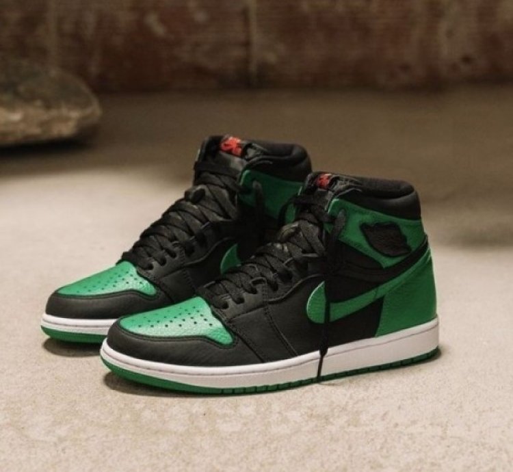 Nike Air Jordan 1 High Pine Green Black Basketball Sneakers Semi Ua