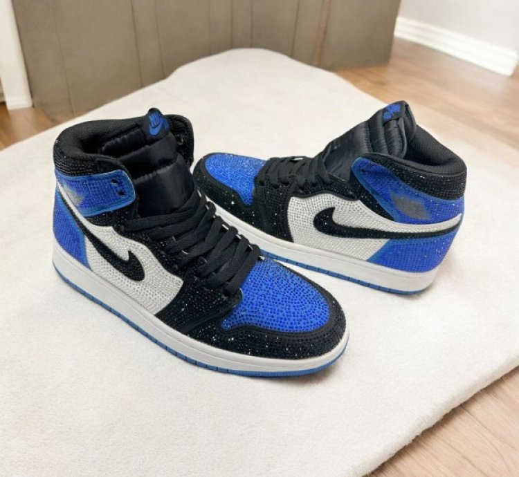 Nike Air Jordan 1 High Royal Blue Diamond Basketball Sneakers